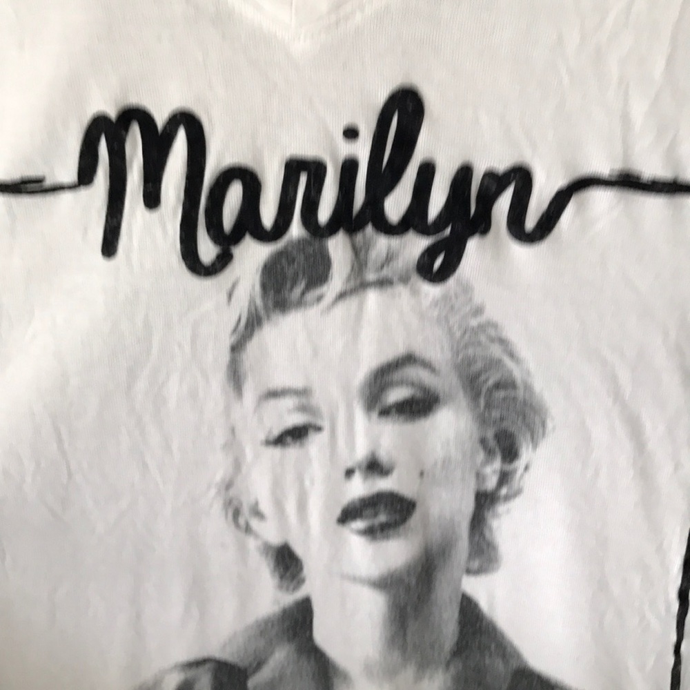 Marilyn Monroe tee top